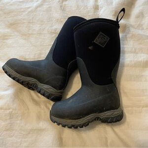 Muck Kids' Black Outdoor Boots